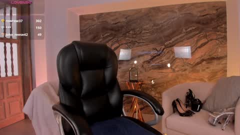 K A T E  online show from 02-08-25, 06:22