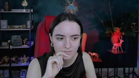 katewillows online show from 04-24-26, 08:06