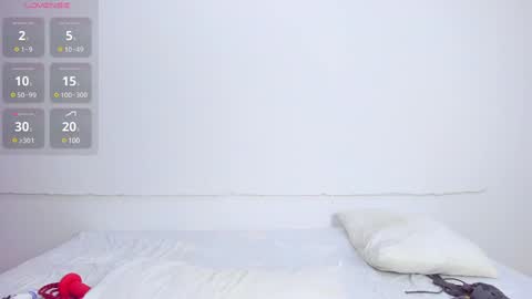 Snapshot of katey_curvy01 chatting on 12-10-24, 06:44 katey Curvy01 online show from 12-10-24, 06:44