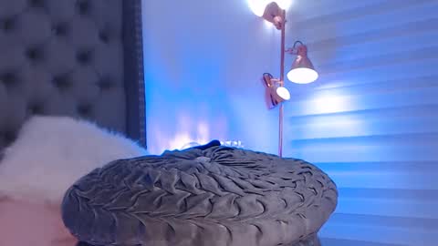 Klove online show from 02-14-25, 06:02