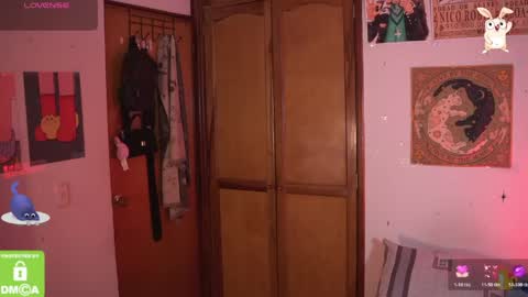 Katerine online show from 04-22-26, 11:17