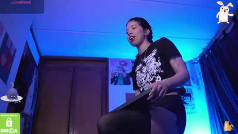 Katerine online show from 04-25-26, 01:30