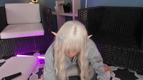 KatheGomez  online show from 01-13-25, 08:15