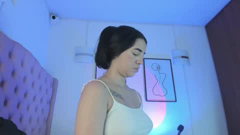 Snapshot of katherine_10 chatting on 10-26-25, 12:33 katherine_10 online show from 10-26-25, 12:33
