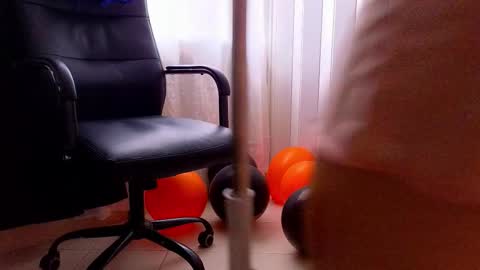 KT new account online show from 10-31-25, 04:08