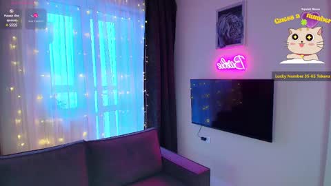 Snapshot of katherinepinke chatting on 01-14-25, 06:13 katherinepinke online show from 01-14-25, 06:13