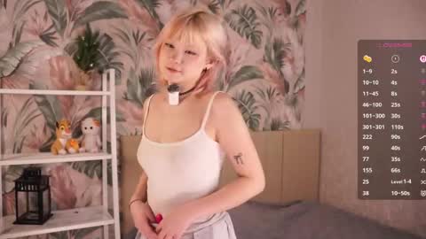 Bella online show from 04-27-26, 07:01