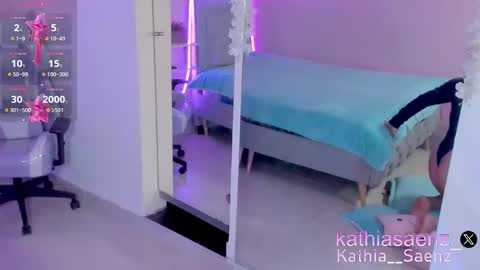 Snapshot of kathia_saenz chatting on 02-20-25, 03:45 Kathia  online show from 02-20-25, 03:45