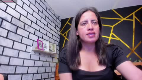 Paola online show from 01-14-25, 03:36