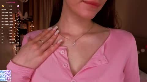Lola online show from 07-15-26, 04:51