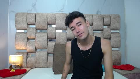 Kaht y Aiden online show from 04-01-26, 05:21