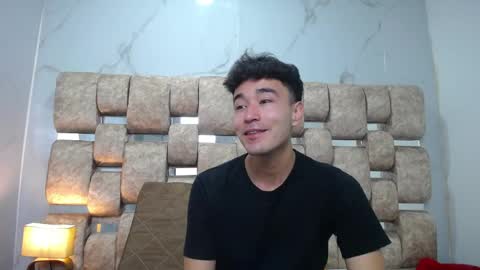 Kaht y Aiden online show from 04-30-26, 03:40