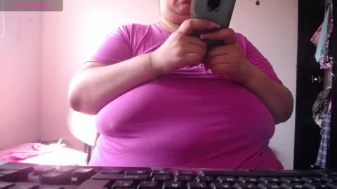 Snapshot of kathybigboobsbbw_ chatting on 01-11-25, 02:58 kathybigboobsbbw_ online show from 01-11-25, 02:58