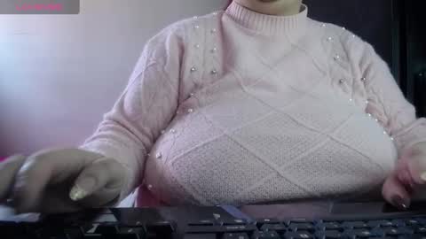 Snapshot of kathybigboobsbbw_ chatting on 09-17-25, 07:04 kathybigboobsbbw_ online show from 09-17-25, 07:04