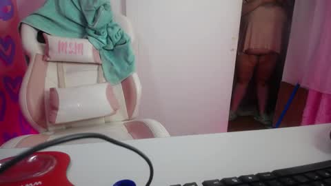 Snapshot of kathybigboobsbbw_ chatting on 10-22-25, 03:40 kathybigboobsbbw_ online show from 10-22-25, 03:40