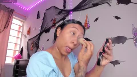 Katia online show from 10-16-25, 04:52