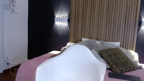 Snapshot of katia_bss chatting on 02-18-25, 03:10 katia_bss online show from 02-18-25, 03:10