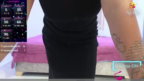 Katia collins online show from 12-18-25, 05:57