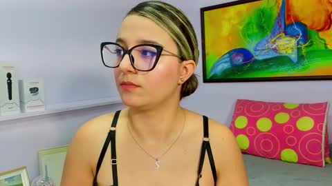 Khaterine online show from 02-13-26, 12:01