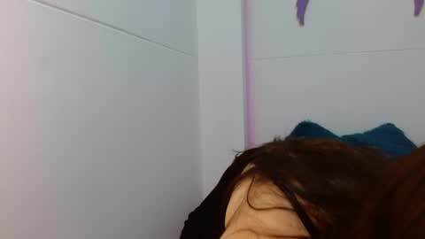 Snapshot of katia_rose23 chatting on 05-01-26, 11:48 . . KATIA . . online show from 05-01-26, 11:48