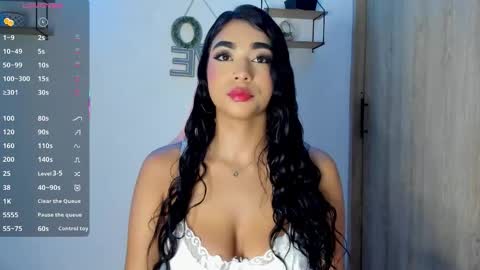 Katie online show from 10-15-25, 04:07