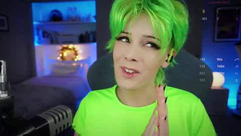 Snapshot of katie_cutie_ts chatting on 09-21-25, 06:42 Katie online show from 09-21-25, 06:42