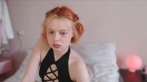 Katie Deville online show from 05-05-26, 02:14