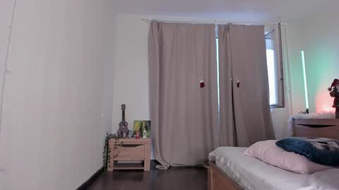 Kate online show from 02-08-25, 10:18