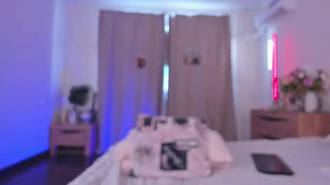 Kate online show from 03-10-26, 01:27