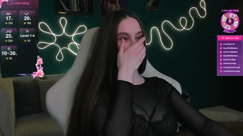 Snapshot of katie_taylorr chatting on 04-07-26, 01:06 Katie online show from 04-07-26, 01:06