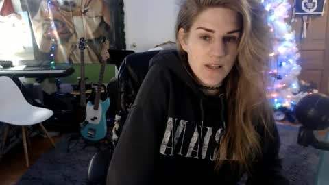 Katie online show from 02-01-25, 04:03