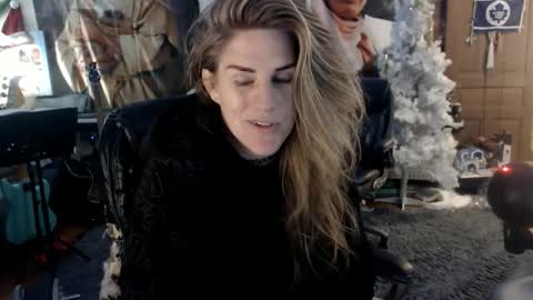 Katie online show from 12-05-25, 07:17