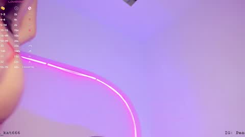 Snapshot of katiepeach_ chatting on 02-19-25, 03:49 Katy  IGPeach kat666 online show from 02-19-25, 03:49