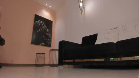 Kate Stonne online show from 01-22-25, 09:24