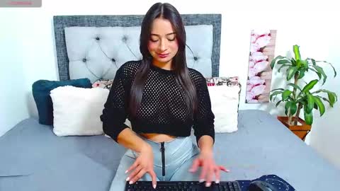 Follow Instagram katikloving online show from 09-17-25, 12:12