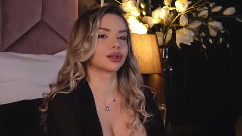 KatJolie online show from 02-19-25, 07:48