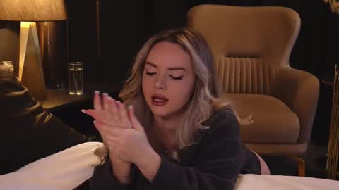 KatJolie online show from 02-21-25, 08:38