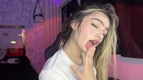 Katleen. online show from 12-18-25, 05:02