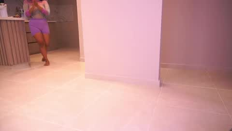 Follow me on instagram and twitter as correaktnees online show from 03-07-26, 08:00