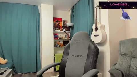 katniss_k online show from 02-08-25, 04:57