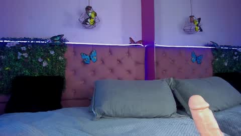 Snapshot of katniss_lovee_ chatting on 01-06-25, 07:45 .... Katniss .... online show from 01-06-25, 07:45