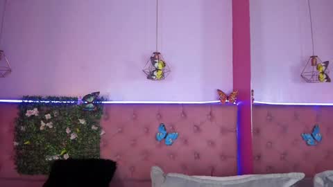 Snapshot of katniss_lovee_ chatting on 01-21-25, 06:12 .... Katniss .... online show from 01-21-25, 06:12