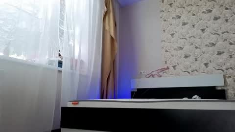 Kate online show from 04-22-26, 04:37