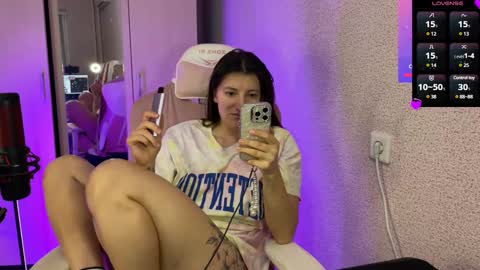 Snapshot of katrin_kristal chatting on 02-21-25, 06:04 naked in pvt show 100 tk online show from 02-21-25, 06:04