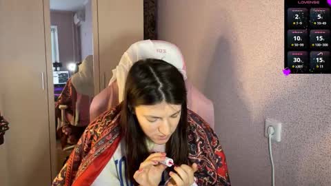 Snapshot of katrin_kristal chatting on 03-05-25, 01:06 naked in pvt show 100 tk online show from 03-05-25, 01:06