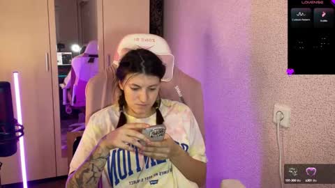 Snapshot of katrin_kristal chatting on 03-05-25, 06:56 naked in pvt show 100 tk online show from 03-05-25, 06:56