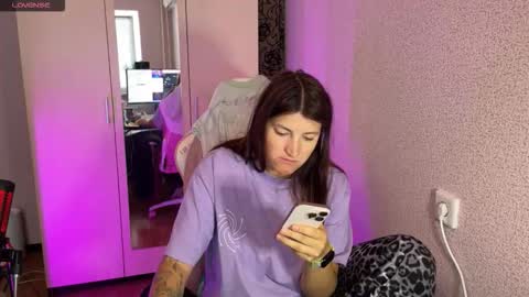 Snapshot of katrin_kristal chatting on 09-14-25, 12:59 naked in pvt show 100 tk online show from 09-14-25, 12:59