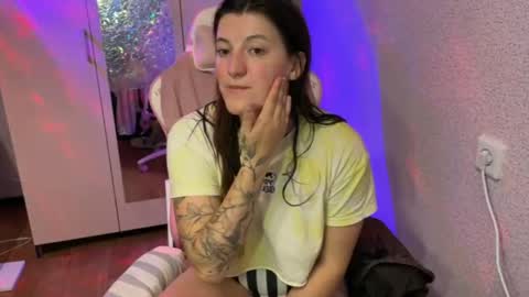   naked in pvt show 100 tk online show from 03-24-26, 08:36