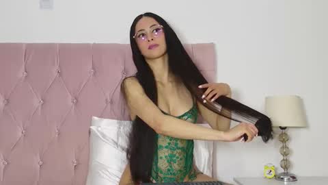 katrina clark online show from 04-20-26, 10:11