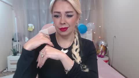 Snapshot of katrinacharm chatting on 09-25-25, 06:17 katrinacharm online show from 09-25-25, 06:17